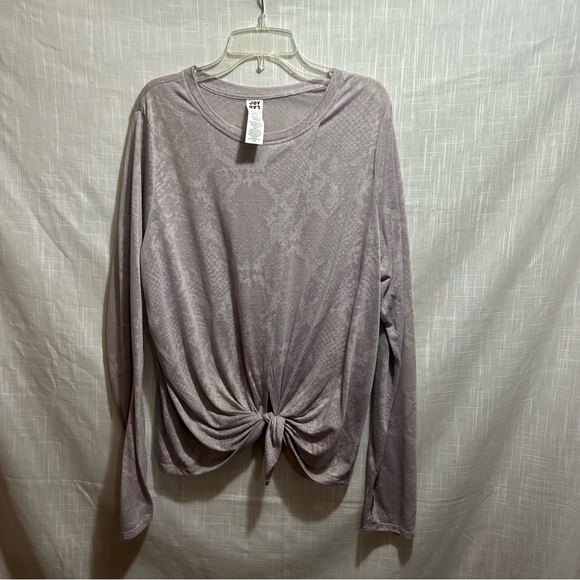 3/$15 Joy Lab top L - Picture 2 of 3